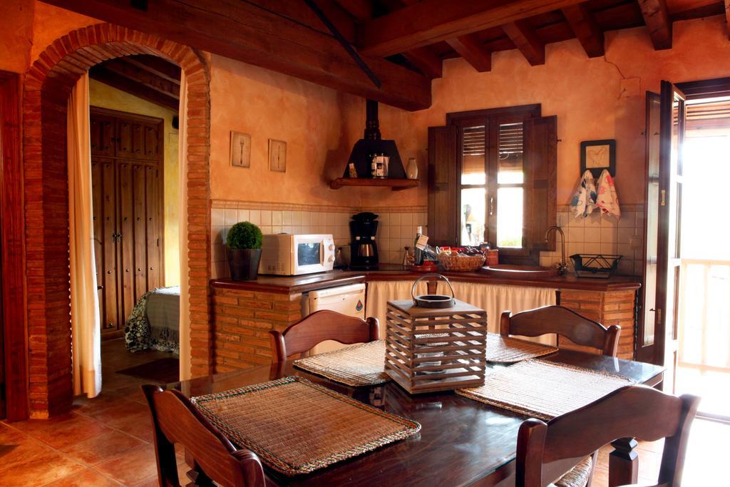 Apartamentos Rurales La Solana Robledillo De Gata Exteriér fotografie